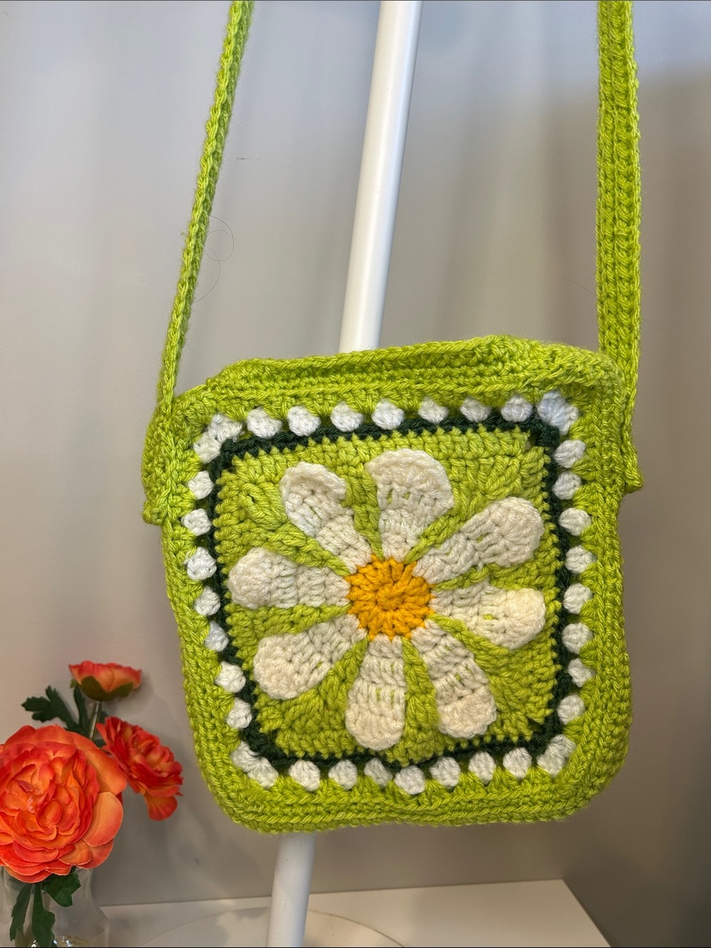 Green Handmade vintage boho Crochet Daisy Crossbody Bag with White Petals